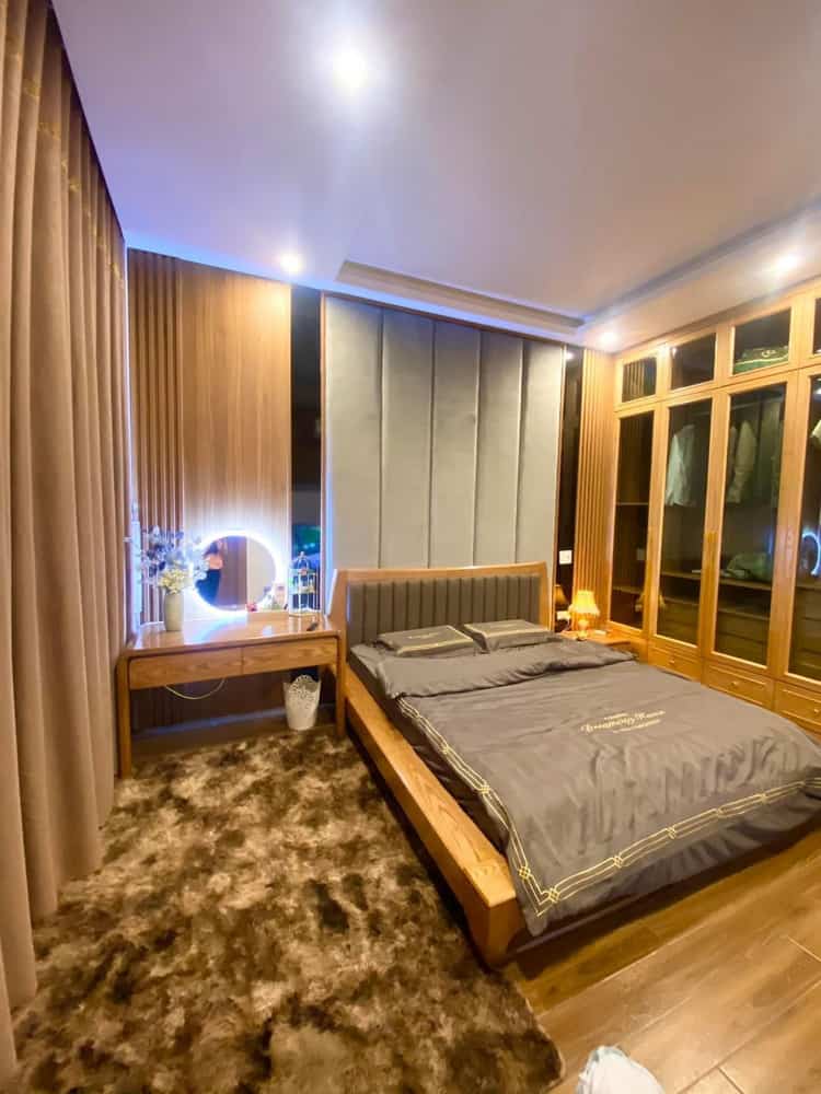 Hoàn thiện nội thất nhà ở sang trọng